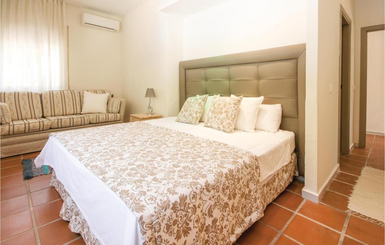 Nice Home In Ojen, Marbella With House Sea View 外观 照片