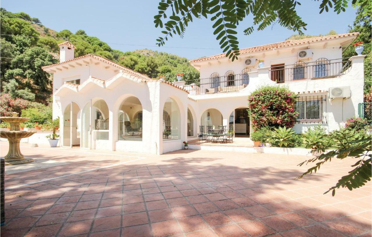 Nice Home In Ojen, Marbella With House Sea View 外观 照片
